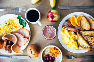 Alimentos indispensables en un buen desayuno