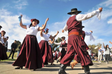 Por qué se conmemora el Día del Folklore en Argentina