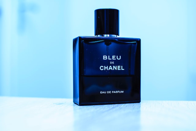 ¿Cómo elegir correctamente tu perfume y los mejores tips para distinguir uno original de una réplica?