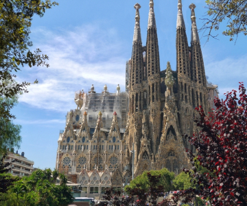La Sagrada Familia, un imperdible monumento español