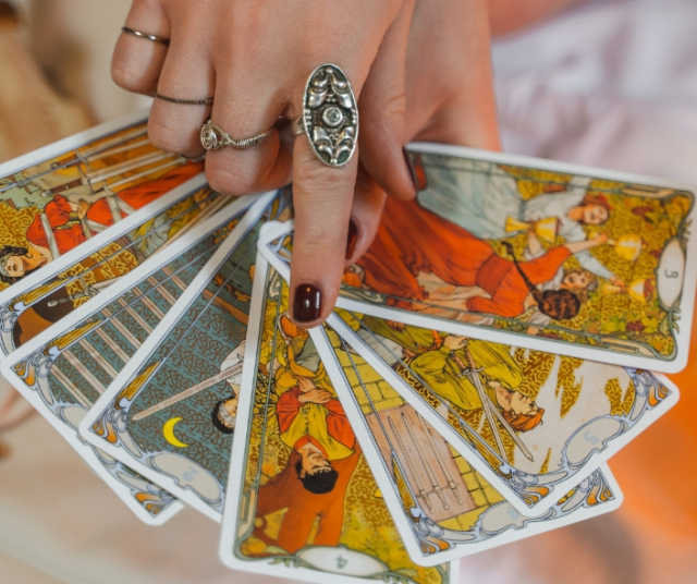 Tarot 2023: Predictions and prospects for the future 