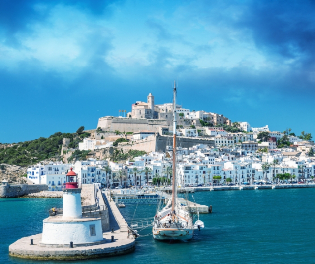 Places in Ibiza: A unique experience. 