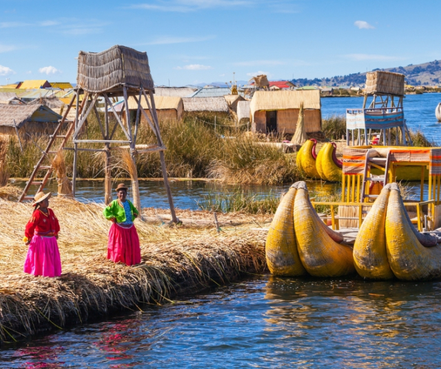 Explorando la magia del Lago Titicaca en Perú