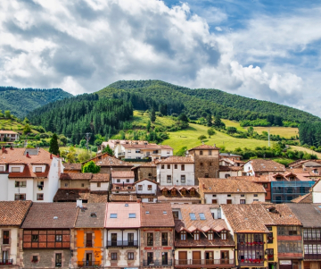 Día de Cantabria en España: Celebra la identidad, cultura y tradición en esta región