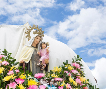 ¿Cómo se celebra la fiesta de la Virgen del Carmen en Colombia?